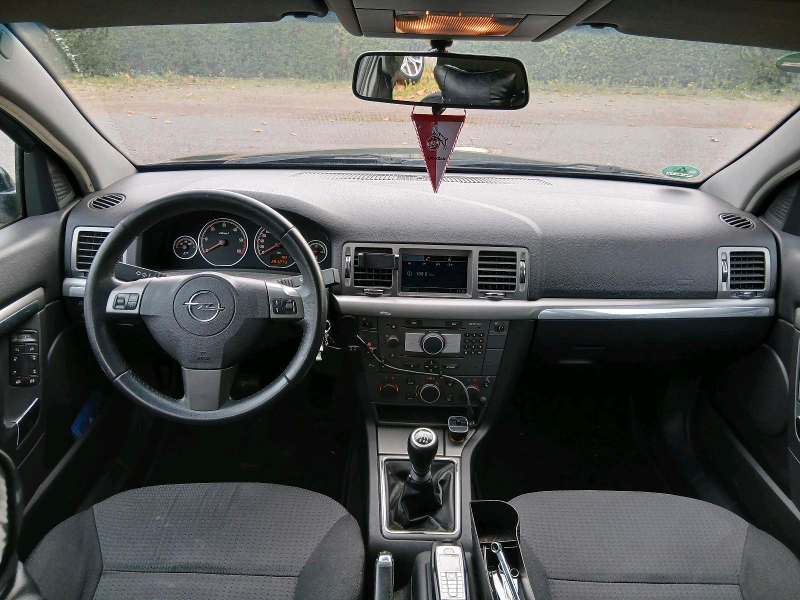 Opel Vectra 2006 — photo 10