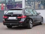 BMW 530i xDrive Touring Autom. Leder Head-Up Navi - BMW 5er Reihe: Schwarz