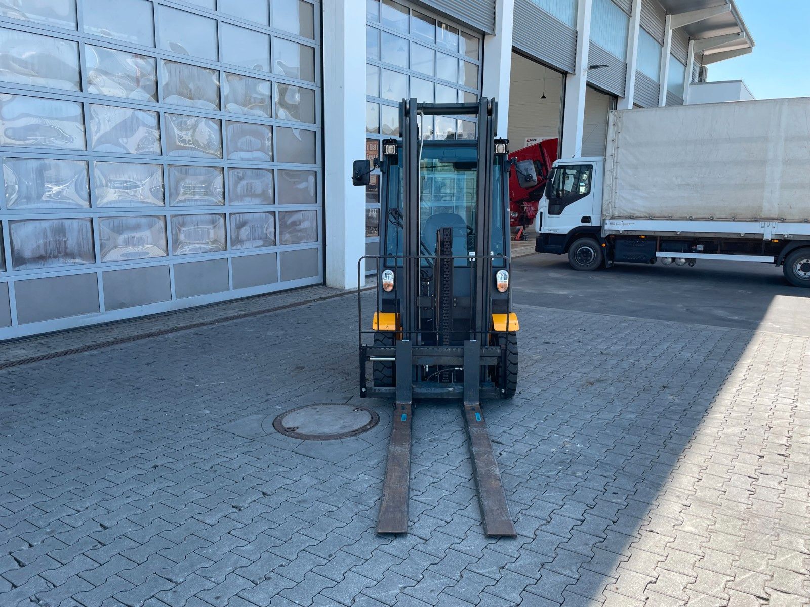 Fahrzeugabbildung Jungheinrich DFG 425s / Duplex: 3,5m / nur 356h /  SS