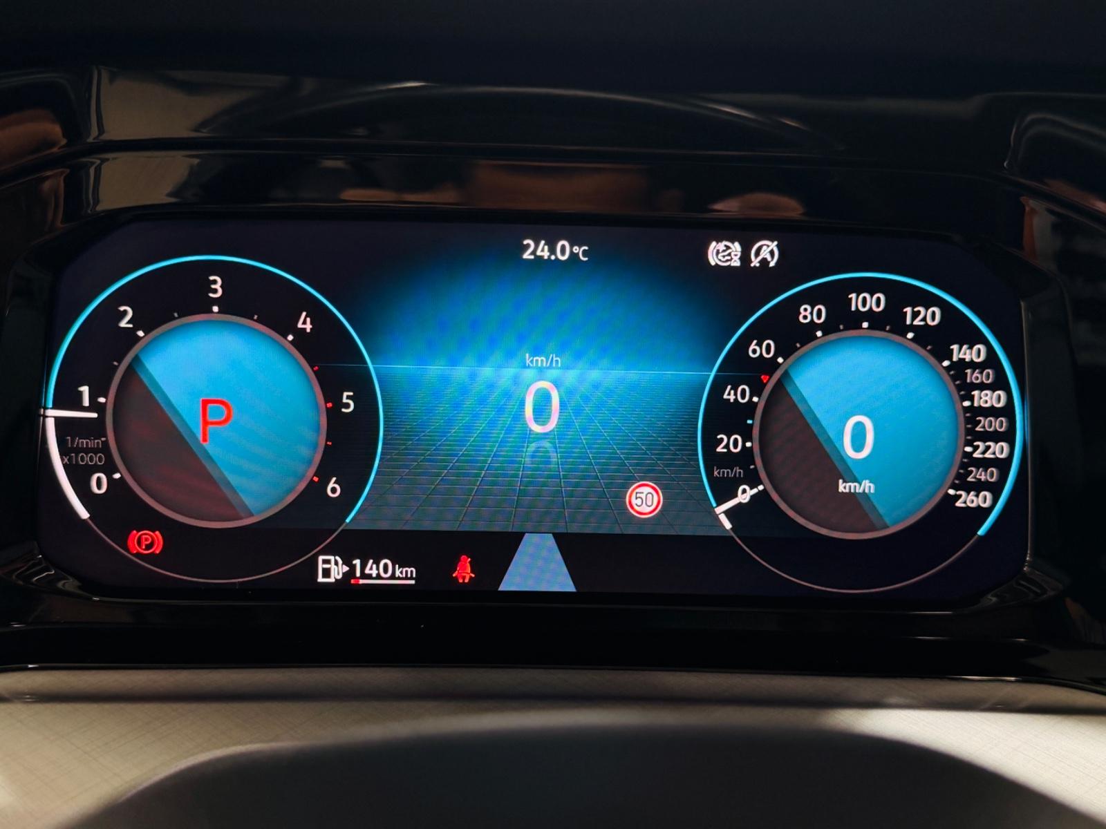 Volkswagen Golf VIII Lim. Life PANORAMA MASSAGE IQ.LIGHT, миниатюра 20
