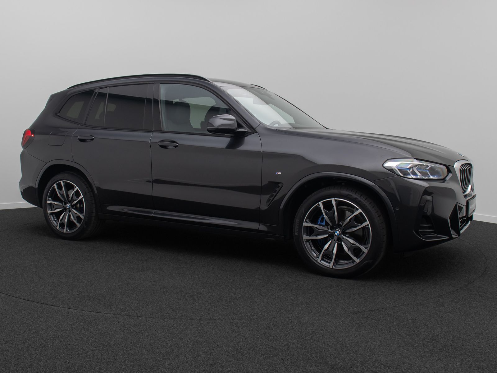 Fahrzeugabbildung BMW X3 xD30i MSport Kamera Laser HUD DAB HiFi 20Zoll