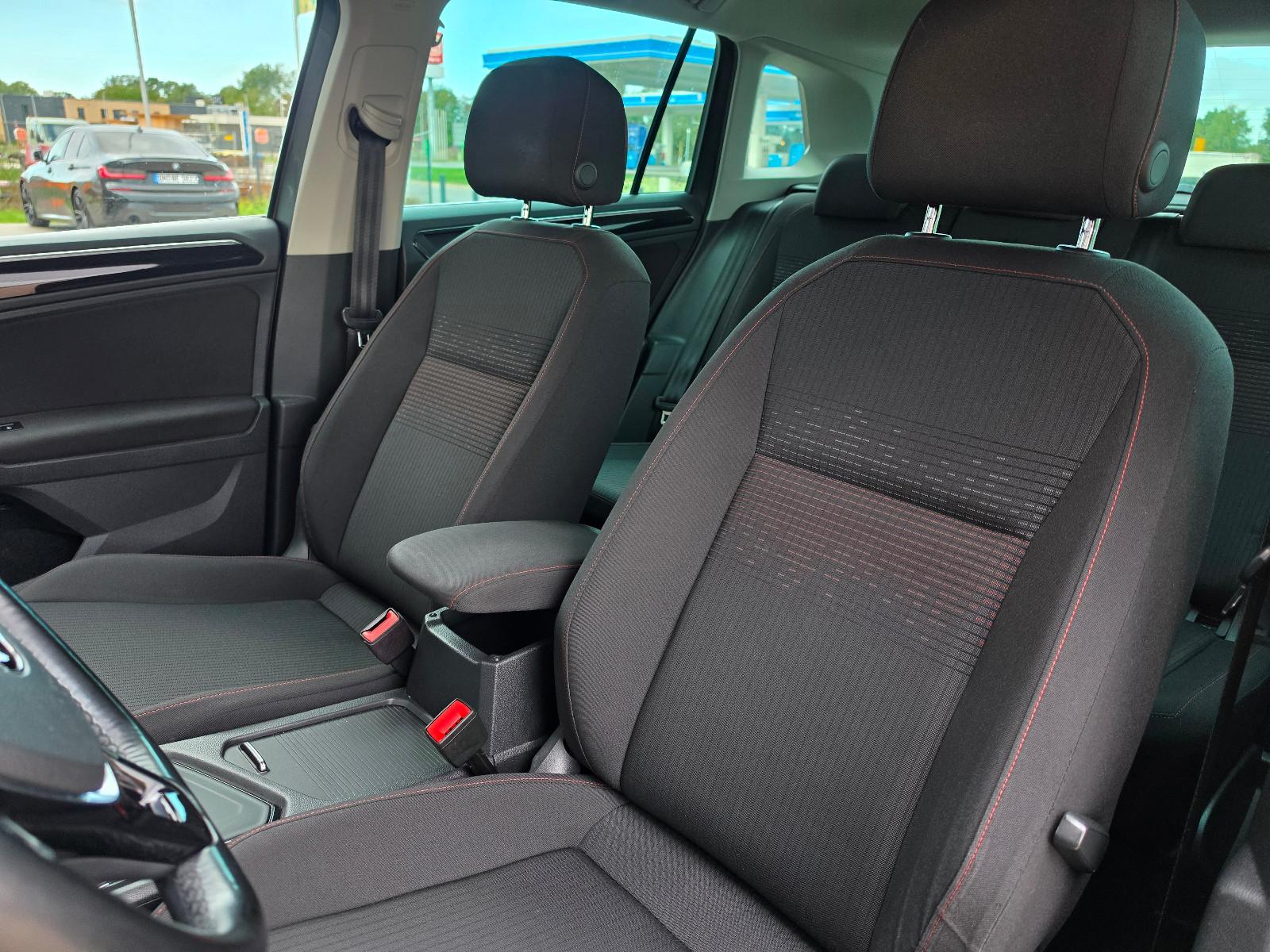 Volkswagen Tiguan Sound 1.4 TÜV Neu/Scheckh./1. Hand/AHK