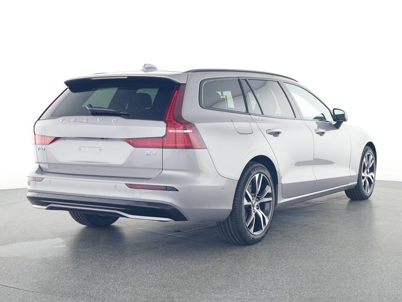 Volvo V60 B4 Ultra Dark !!!MASSAGE+HUD+B&W+360°!!!