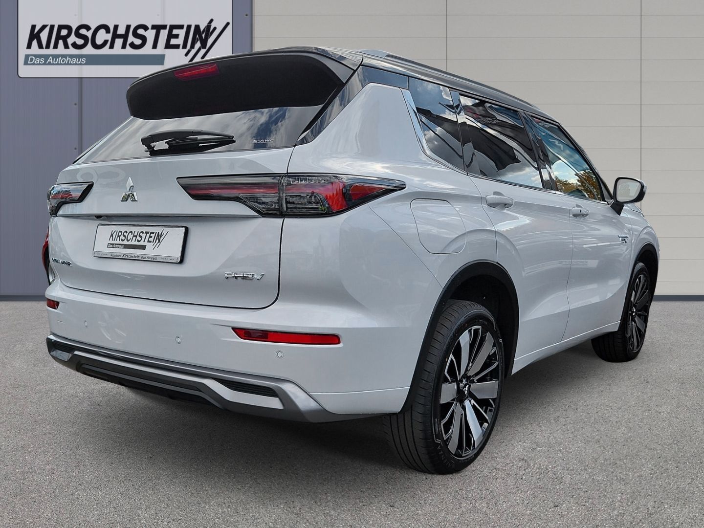 Mitsubishi Plug-in Hybrid Outlander Top 4WD Luxury Launch-P imagem 3