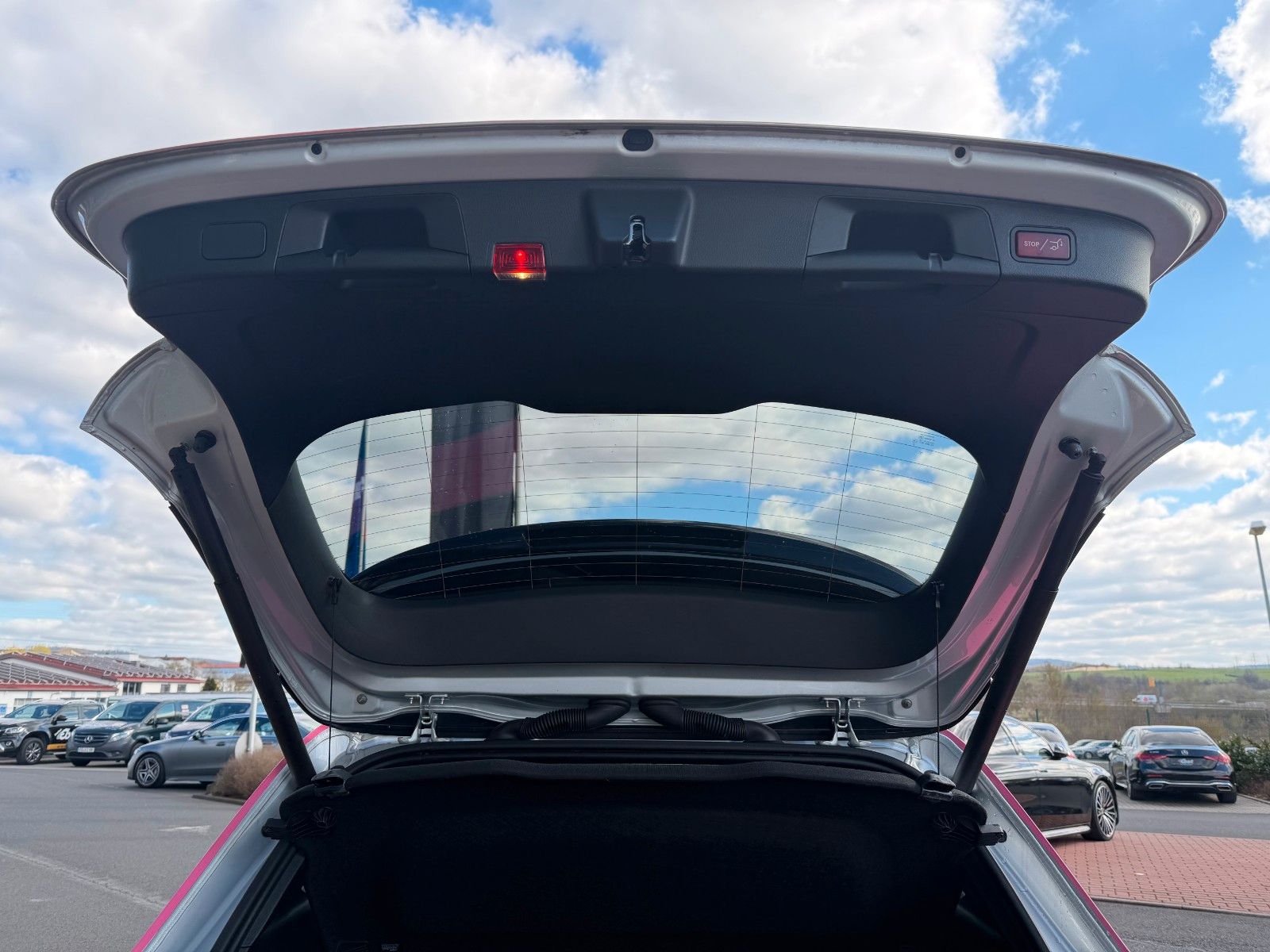 Fahrzeugabbildung Mercedes-Benz GLA 250e AMG+MickyMouse+Vario+RKamera+Augment