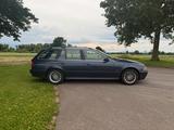 BMW E39 530I - BMW 530: E39