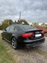 Audi S4 3.0 TFSI tiptronic quattro Lim Deu... - Audi S4 mit Benzin-Antrieb: Limousine