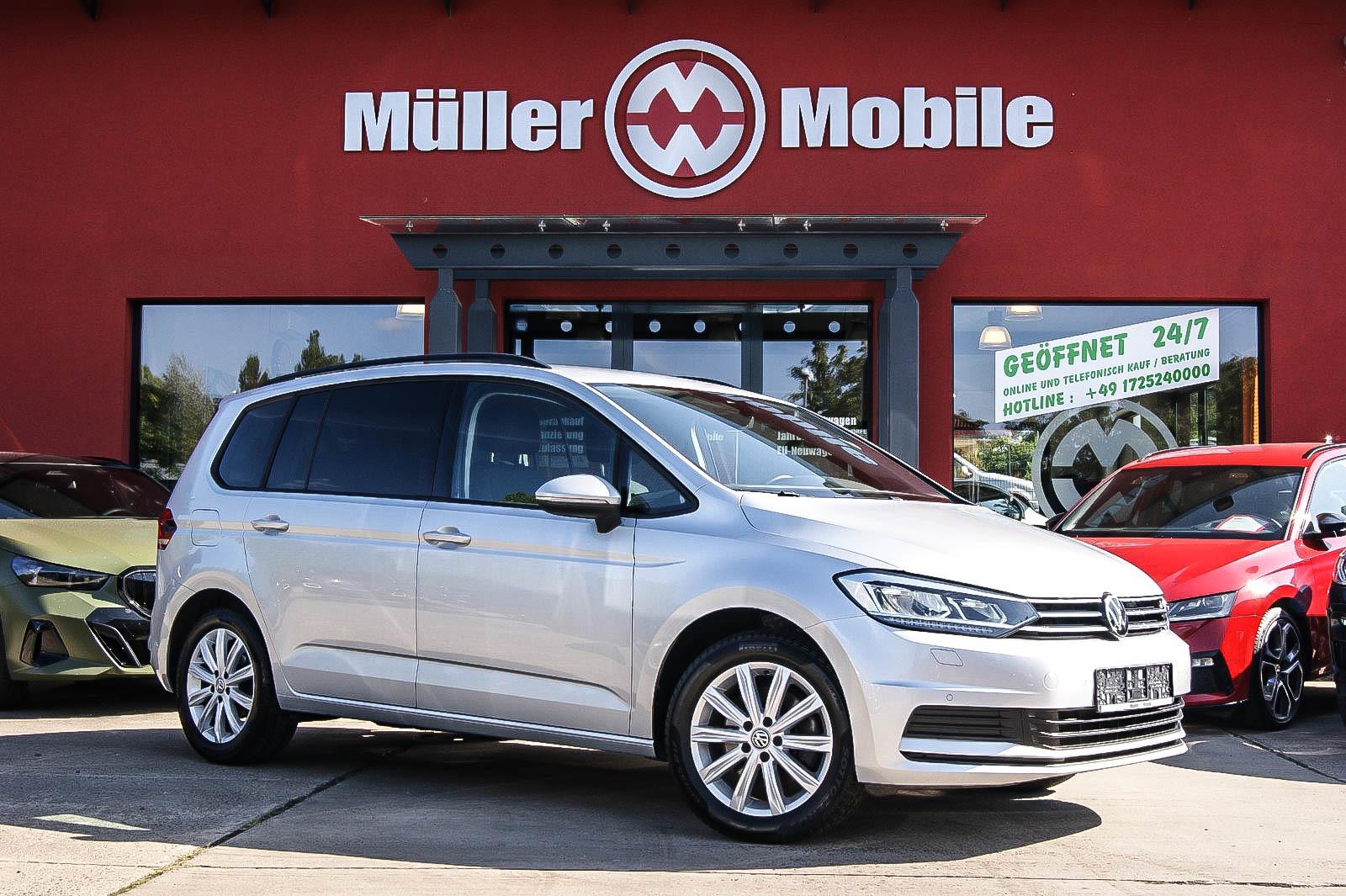 Volkswagen Touran 15TSI Comfort DSG 7-SITZER VIRTUAL ANHZV