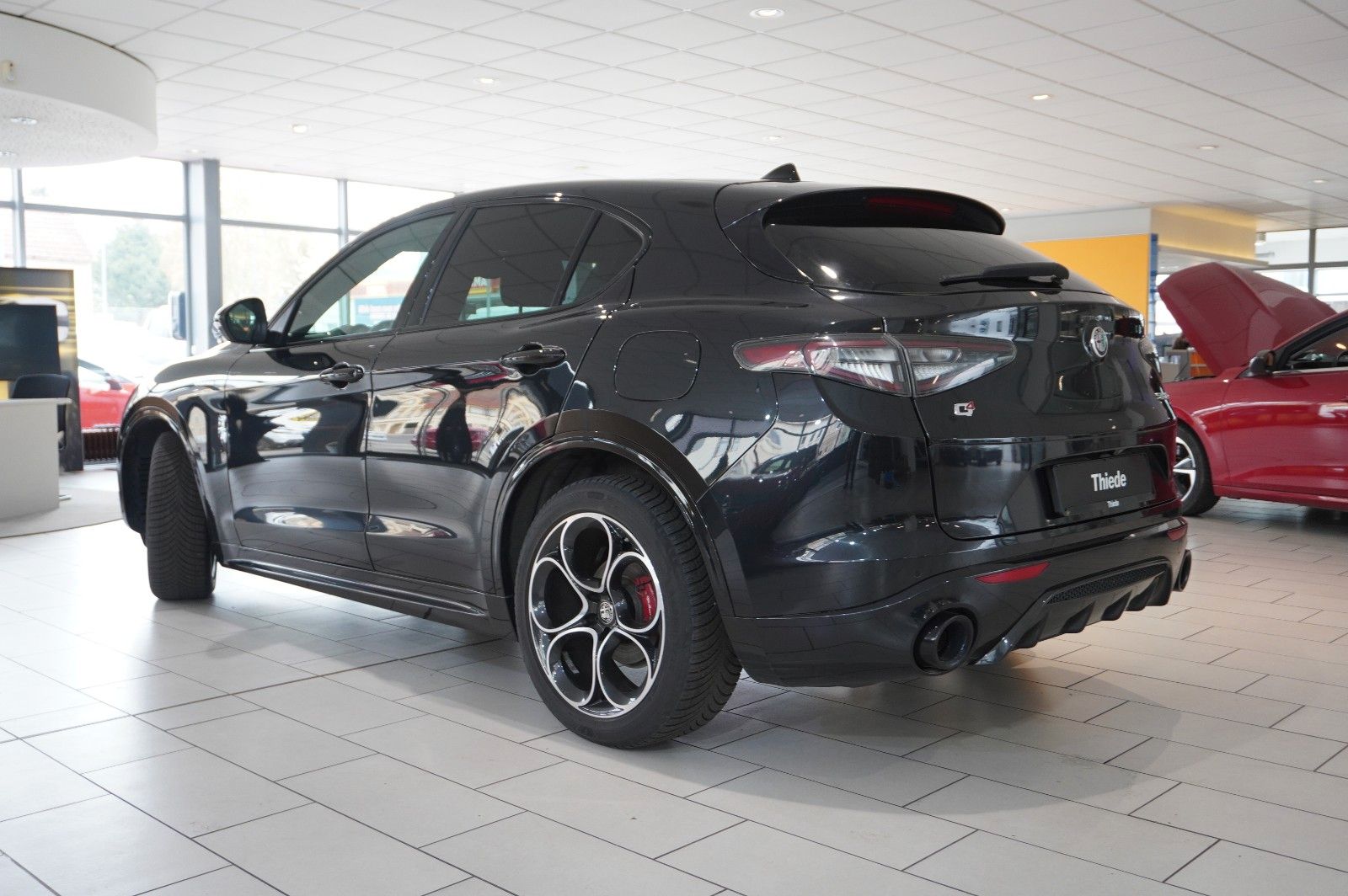 Fahrzeugabbildung Alfa Romeo Stelvio 2.2D VELOCE Q4 NAVI/LED/KAMERA/MATRIX/SH