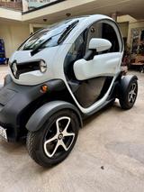 Renault Twizy mit eigener Batterie 80km/h - Renault Twizy aus 2021