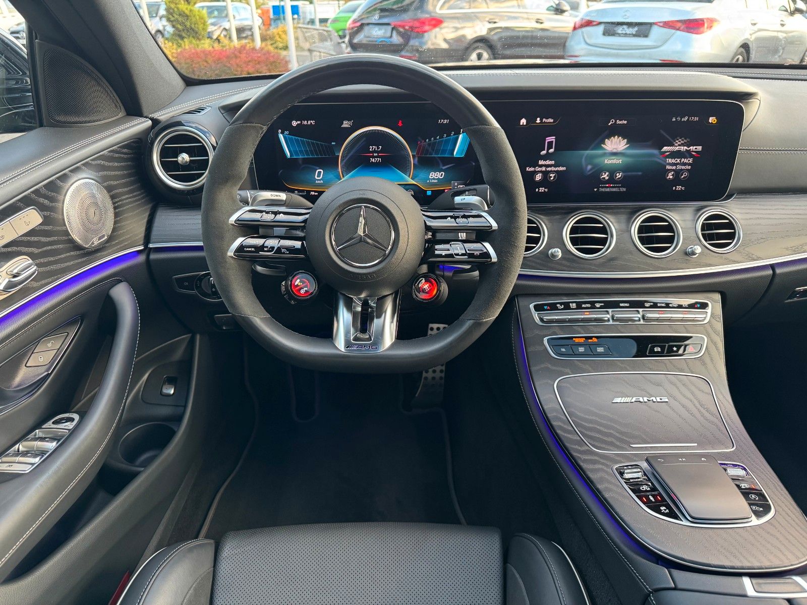 Fahrzeugabbildung Mercedes-Benz E 63 AMG S Pano+Burm+AirM+HUD+360+uvm.