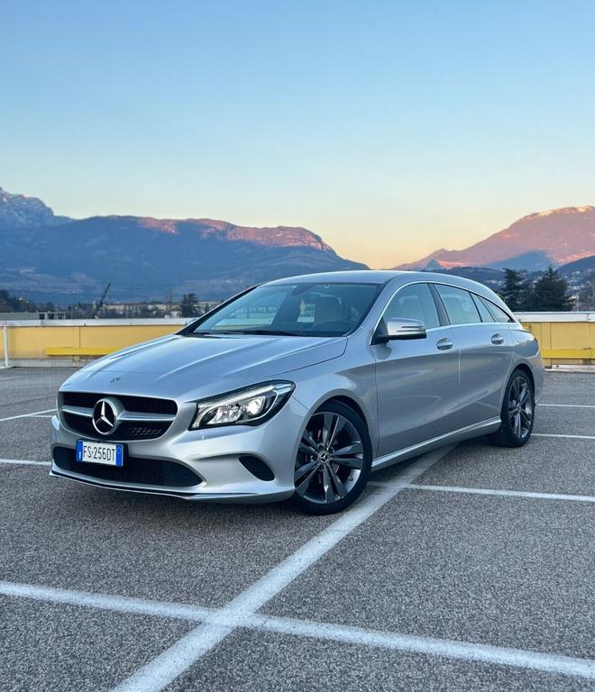 Mercedes-Benz CLA 200
