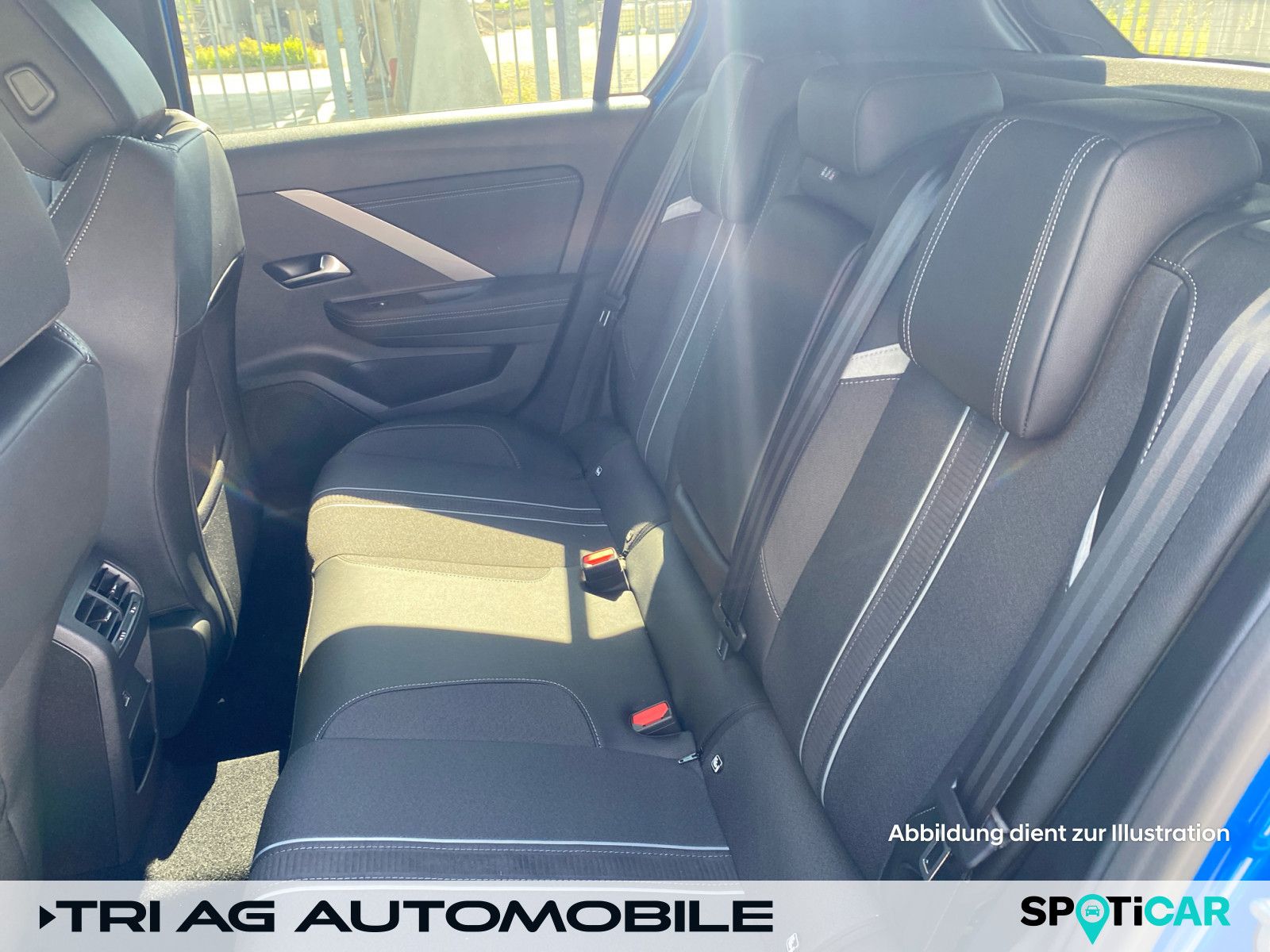 Opel Astra - Bild 10