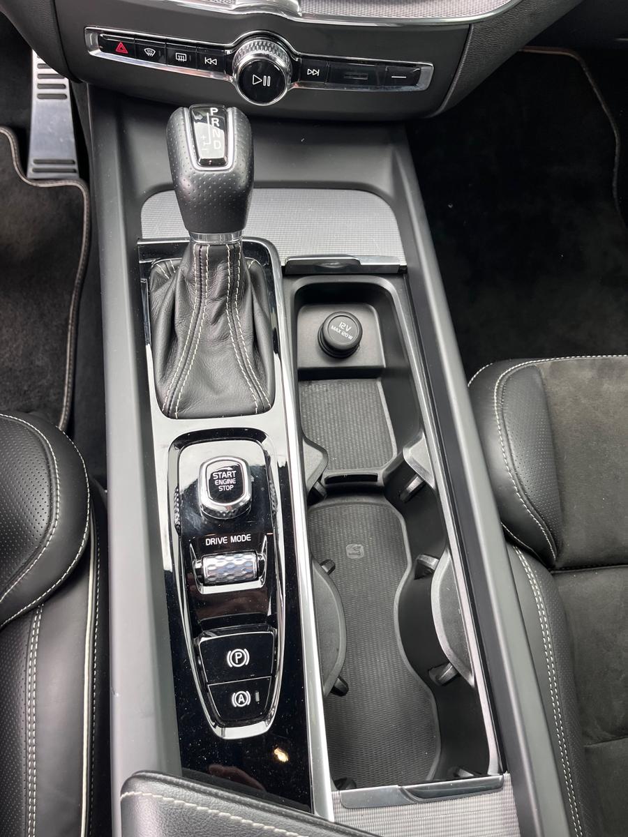 Volvo XC60 T5 AWD R Design Geartronic R Design