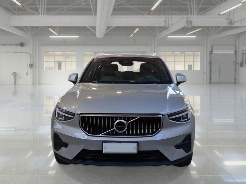 Volvo VOLVO XC40 T5 RECHARGE PLUG-IN AUTO CORE SUV imagem 2