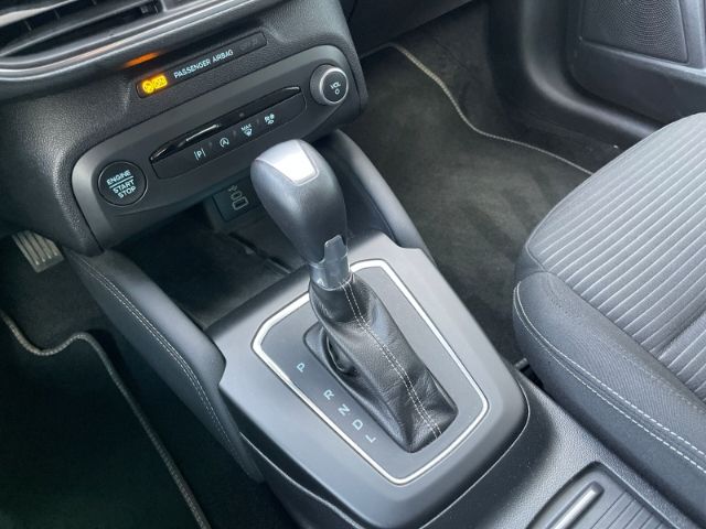 Fahrzeugabbildung Ford Focus 1.0 EcoBoost Mild-Hybrid Titanium X Autom.