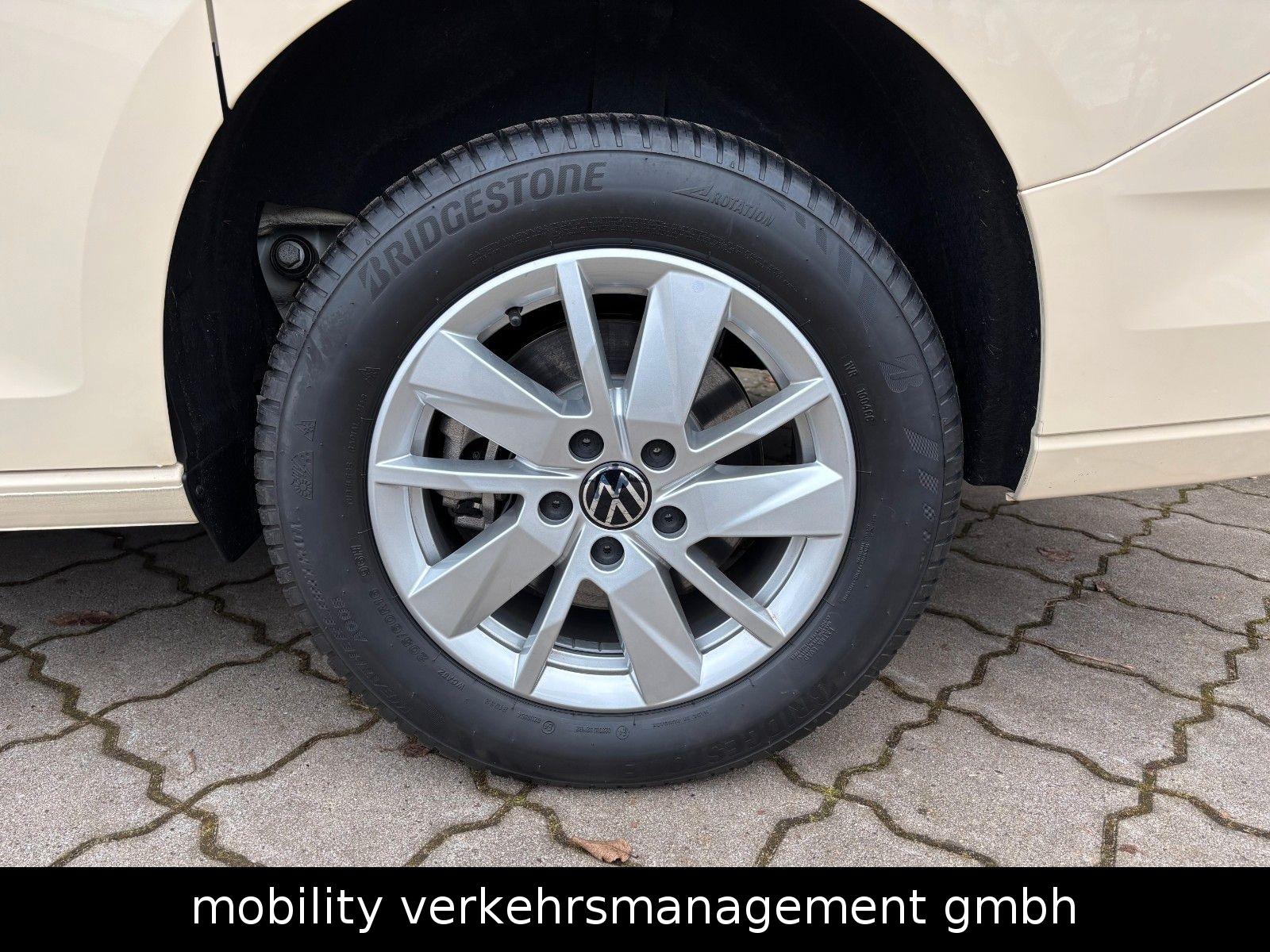 Volkswagen Caddy Life Maxi DSG Taxi Rollstuhl LED 7-Sitzer