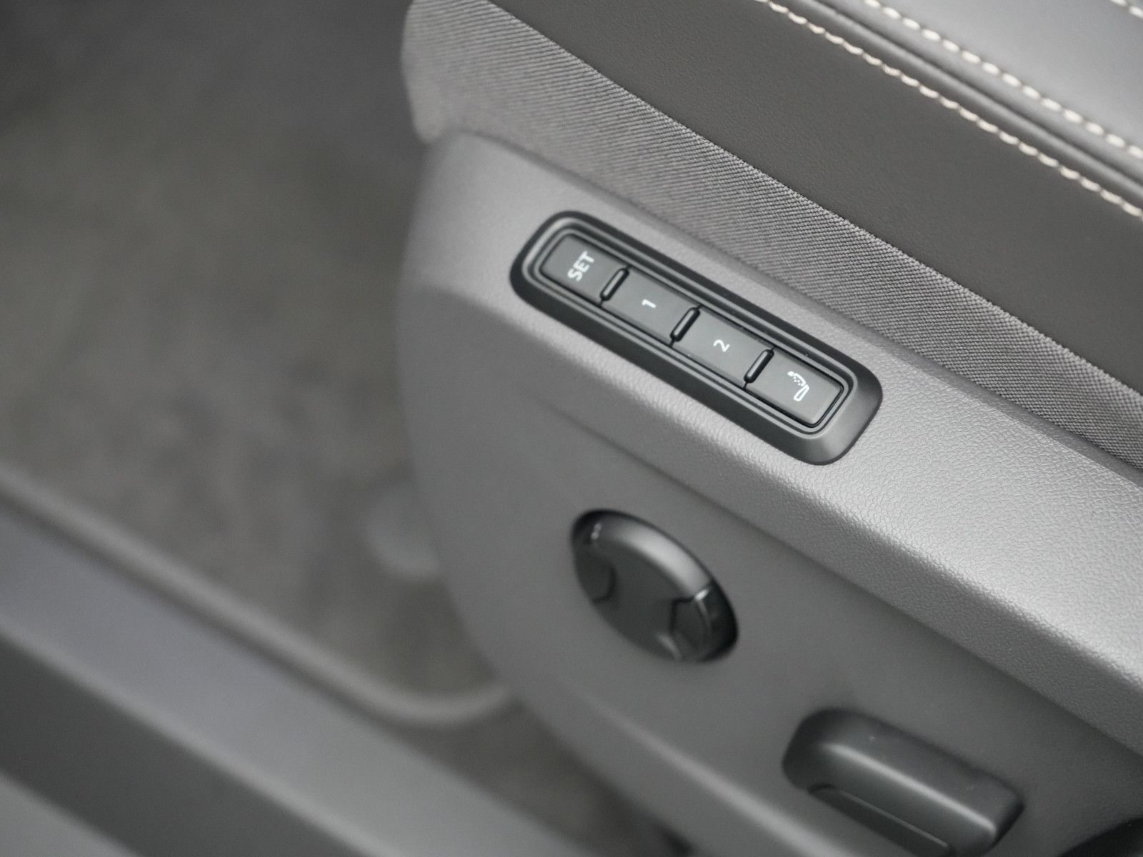 Volkswagen T7 Multivan - Bild 12