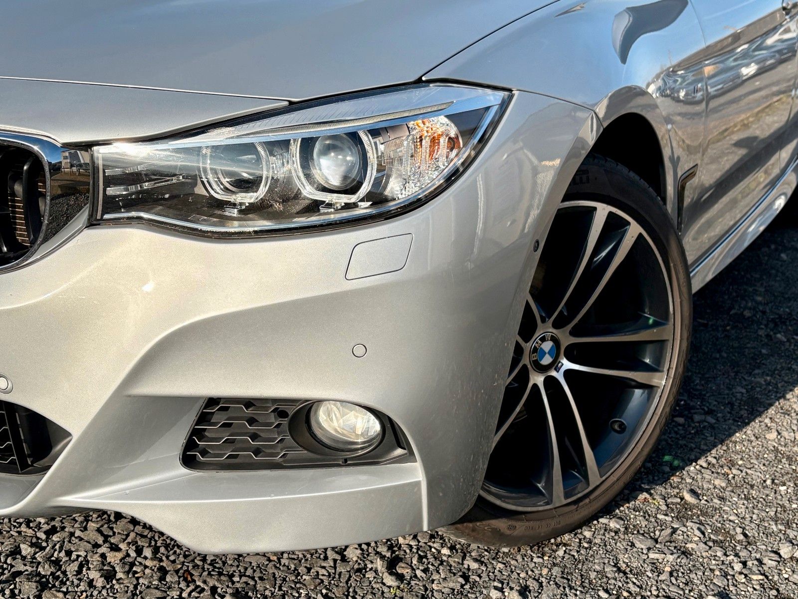 Fahrzeugabbildung BMW 320d xDrive GT M SPORTPAKET Navi Leder Xenon Pan