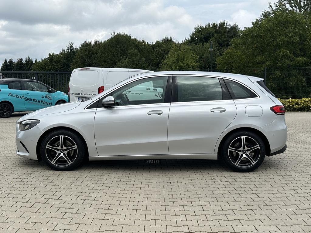 Mercedes-Benz B 220