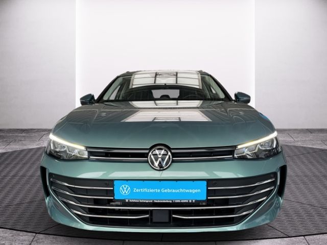 Fahrzeugabbildung Volkswagen Passat Variant 1.5 eTSI DSG BUSINESS NAV AHK KAM