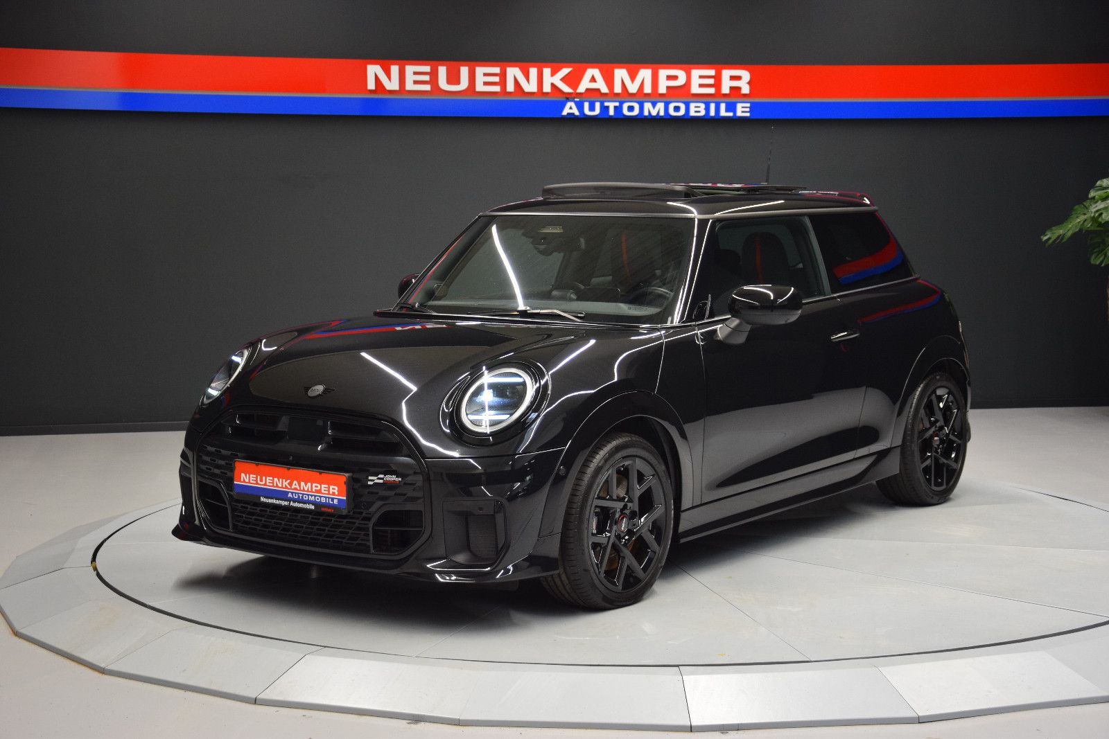 MINI Cooper C Pano  ACC DCC 360° Harman Kardon Memory imagem 3