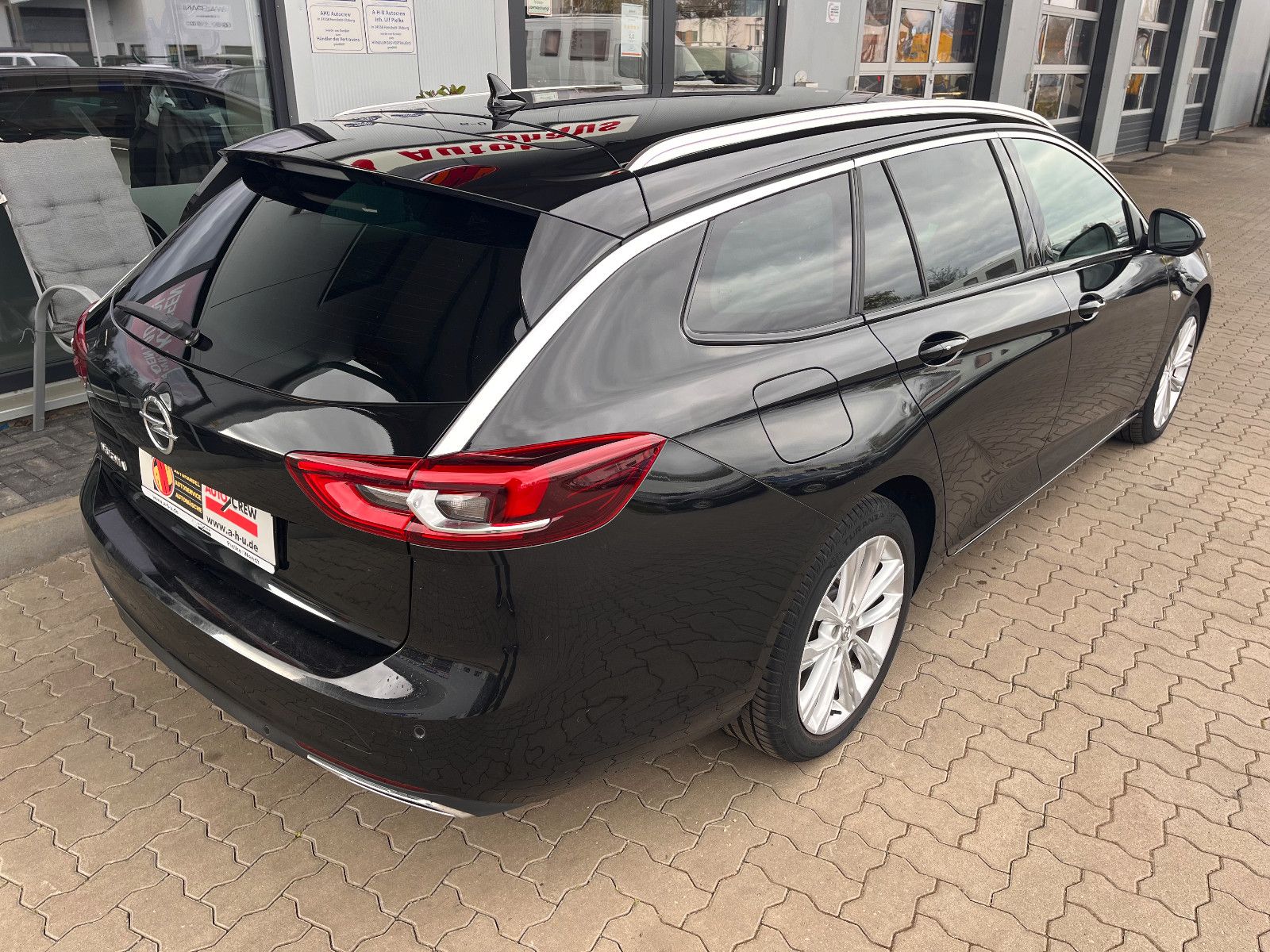 Fahrzeugabbildung Opel Insignia B Sports Tourer Business Elegance