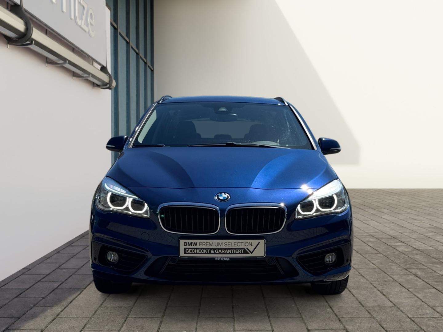 BMW 216 Active Tourer Sport Line LED AAC SHZ Temp