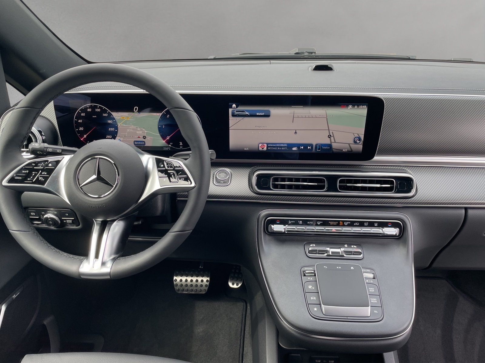 Fahrzeugabbildung Mercedes-Benz V 300 d 4MATIC AVANTGARDE MBUX Burmester Pano