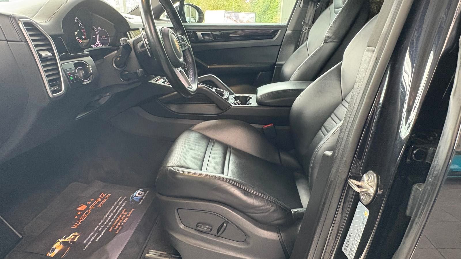 Fahrzeugabbildung Porsche Cayenne Coupe E-Hybrid/Platinum Edition