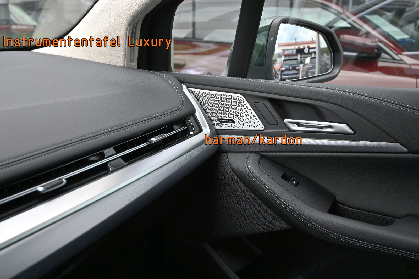 Fahrzeugabbildung BMW 223d xDr Active Tourer Luxury °ACC°HUD°PANO°360°