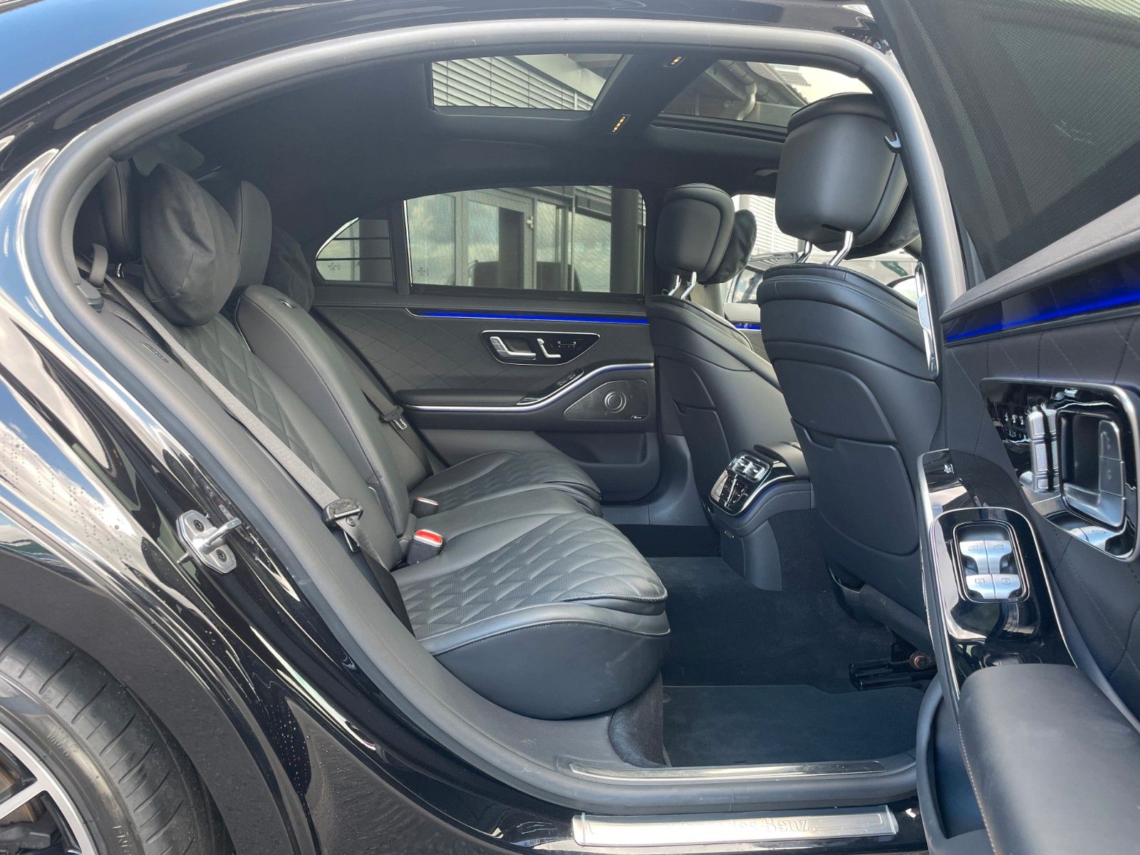 Fahrzeugabbildung Mercedes-Benz S 400 d 4M Lang AMG Burm+Pano+StdH+3D+Fond+HUD