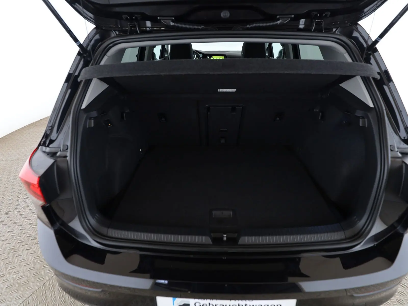 Volkswagen Golf VIII 2.0 TSI Style AHK+LED+RFK+Navi+Massage, миниатюра 10
