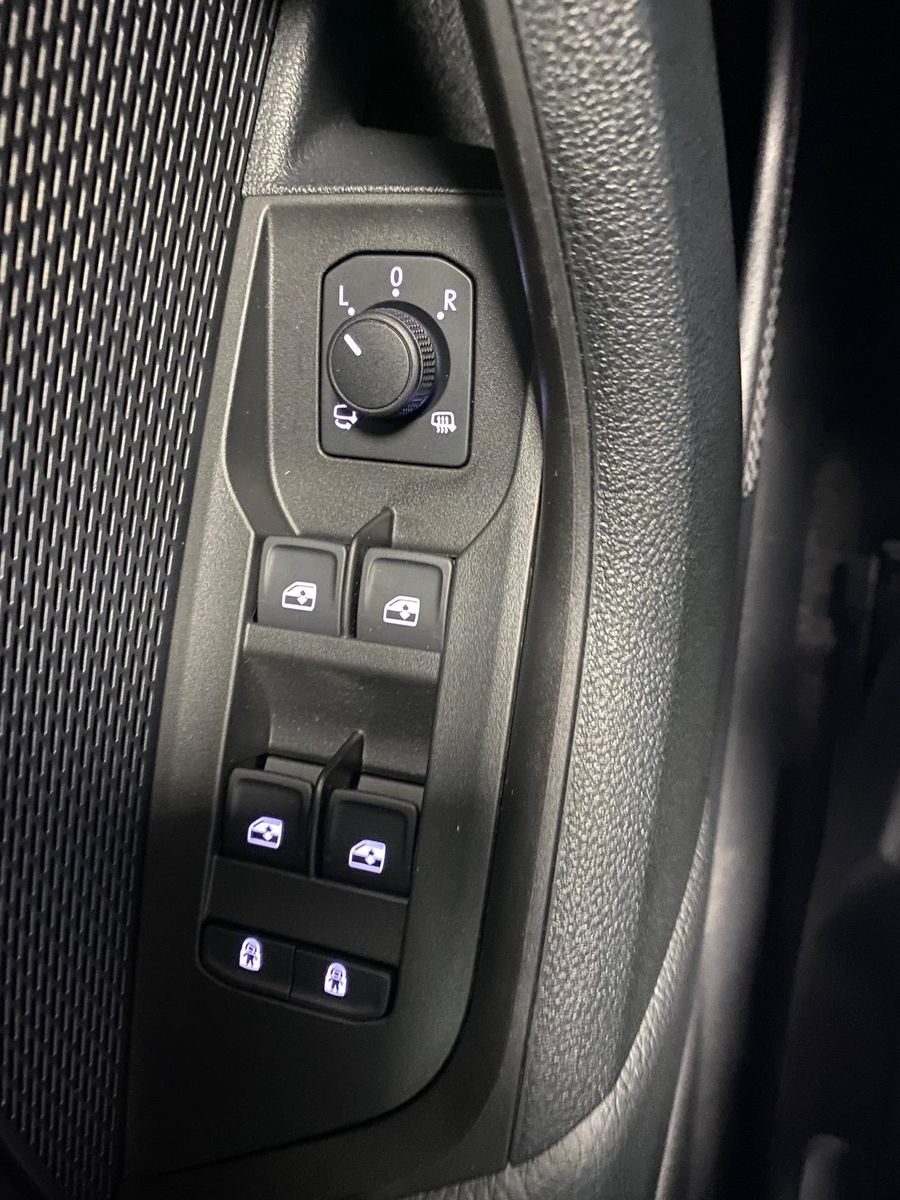 Fahrzeugabbildung SKODA Octavia 1.5 TSI mHEV Selection+ACC+RFK+5J. GARAN