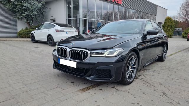 BMW 530d mHEV xDRIVE m-paket 210kw A8