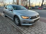 Volkswagen Passat Business Paket ACC Navi Euro 6 - Volkswagen Passat: Eu