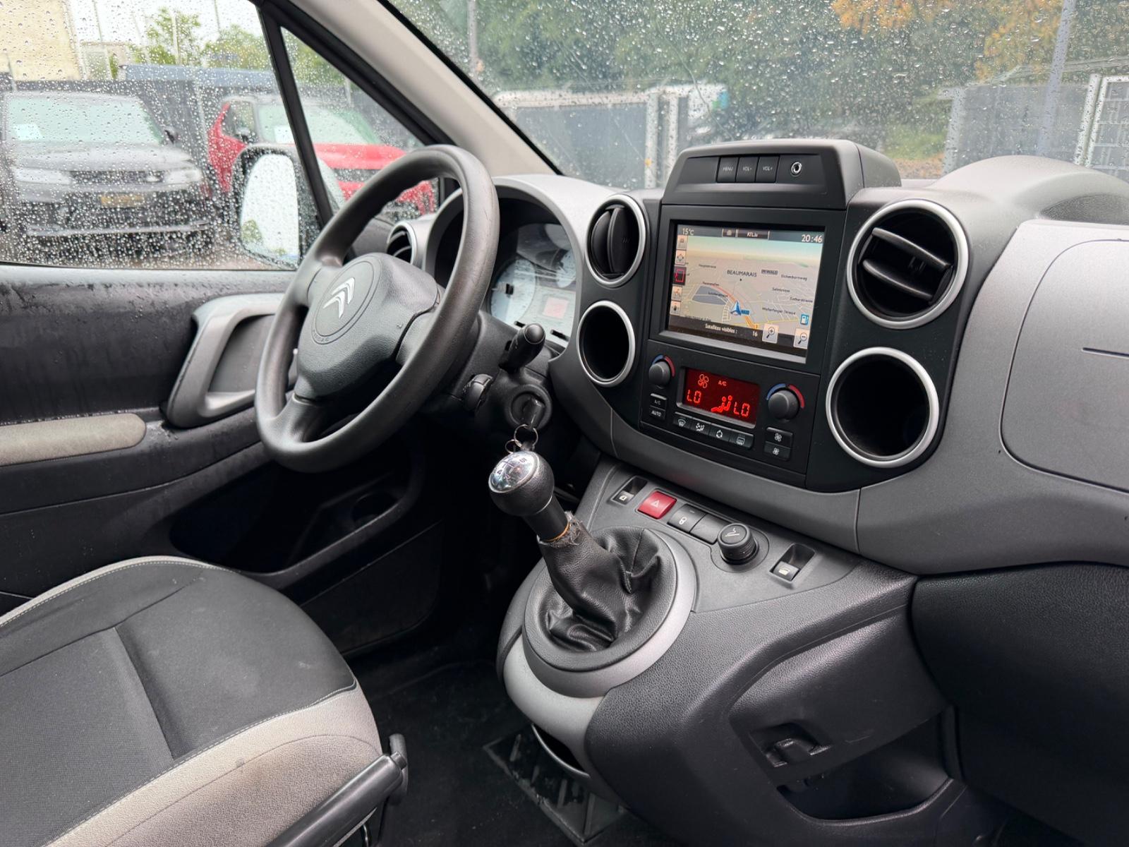 Citroën BERLINGO MULTISPACE FEEL*NAVI*PDC*R-KAMERA*