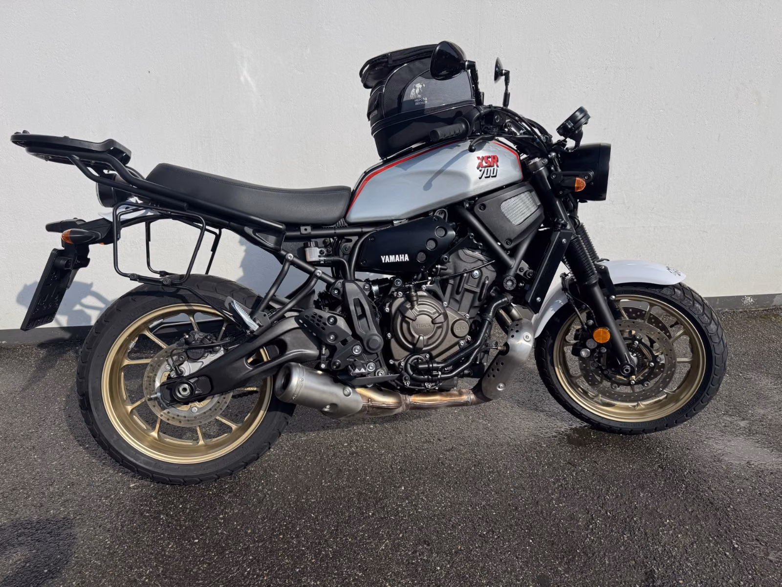 Yamaha XSR700 X-Tribute