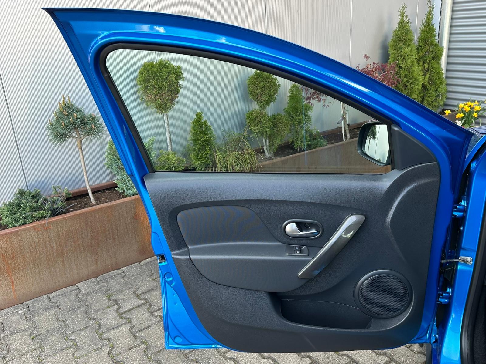 Dacia Sandero 0.9 TCe Stepway Celebration*Navi*Kamera