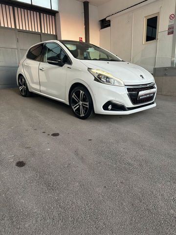 Peugeot 208 PureTech Turbo 110 EAT6 S&S 5 porte 