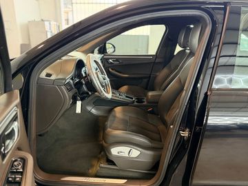 Porsche Macan - 9