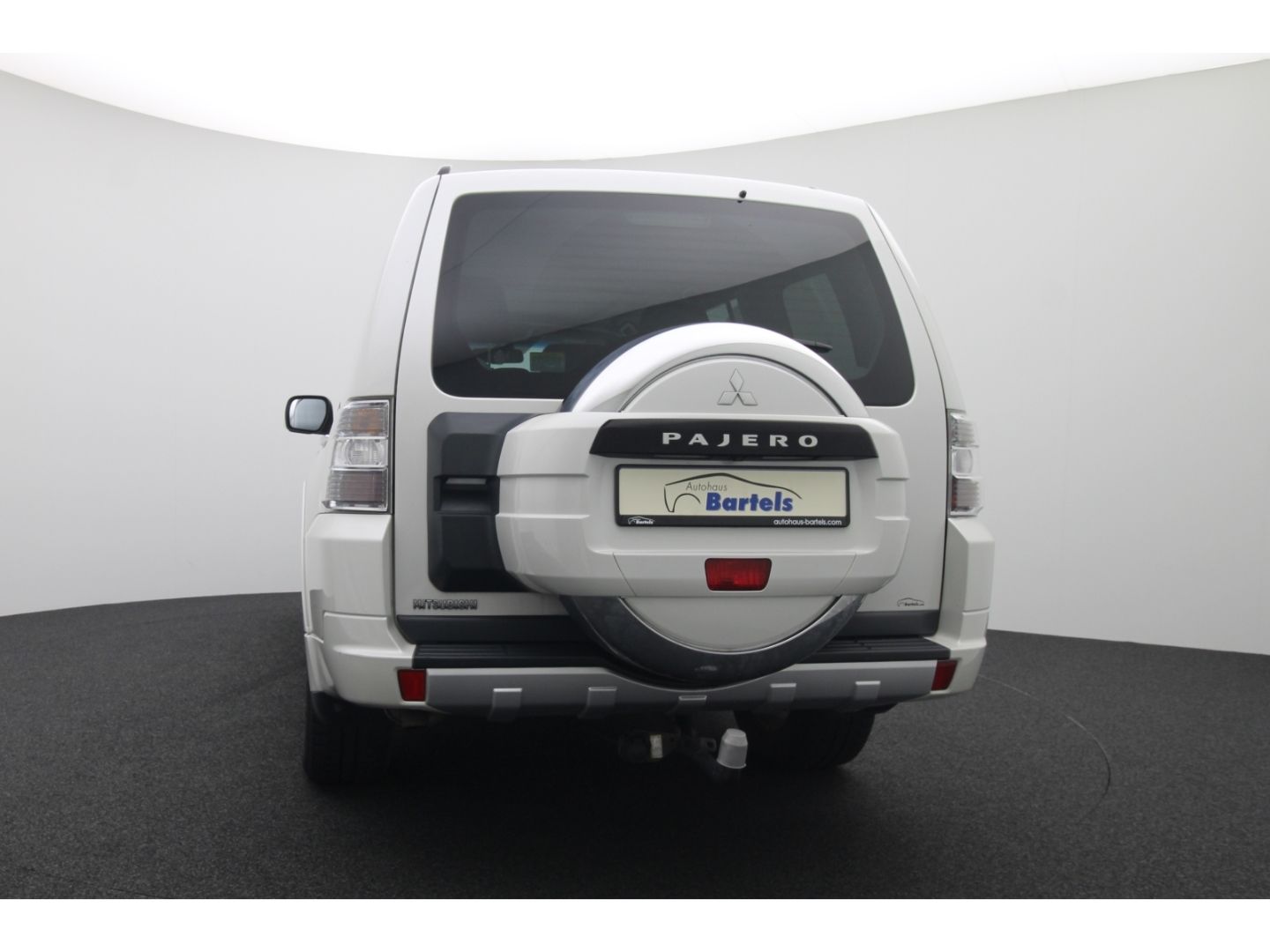 Fahrzeugabbildung Mitsubishi Pajero 3.2 DI-D Edition 30 7-Sitzer