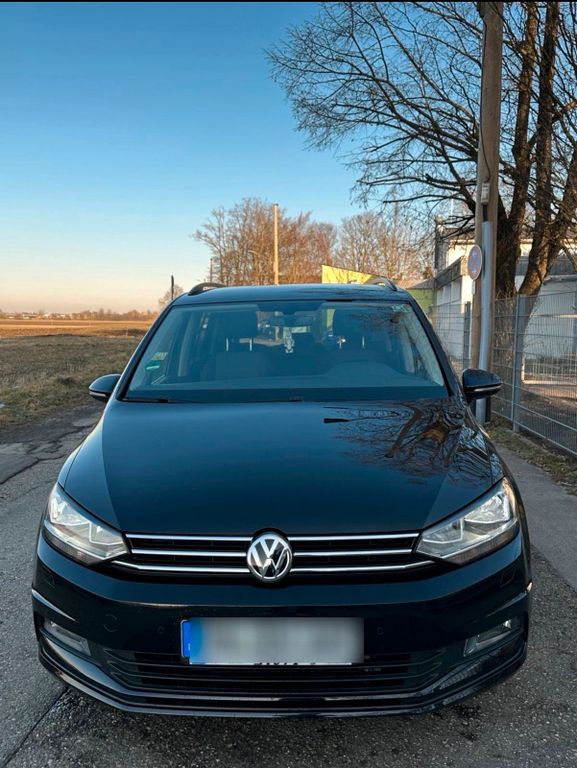 Image of Volkswagen Touran