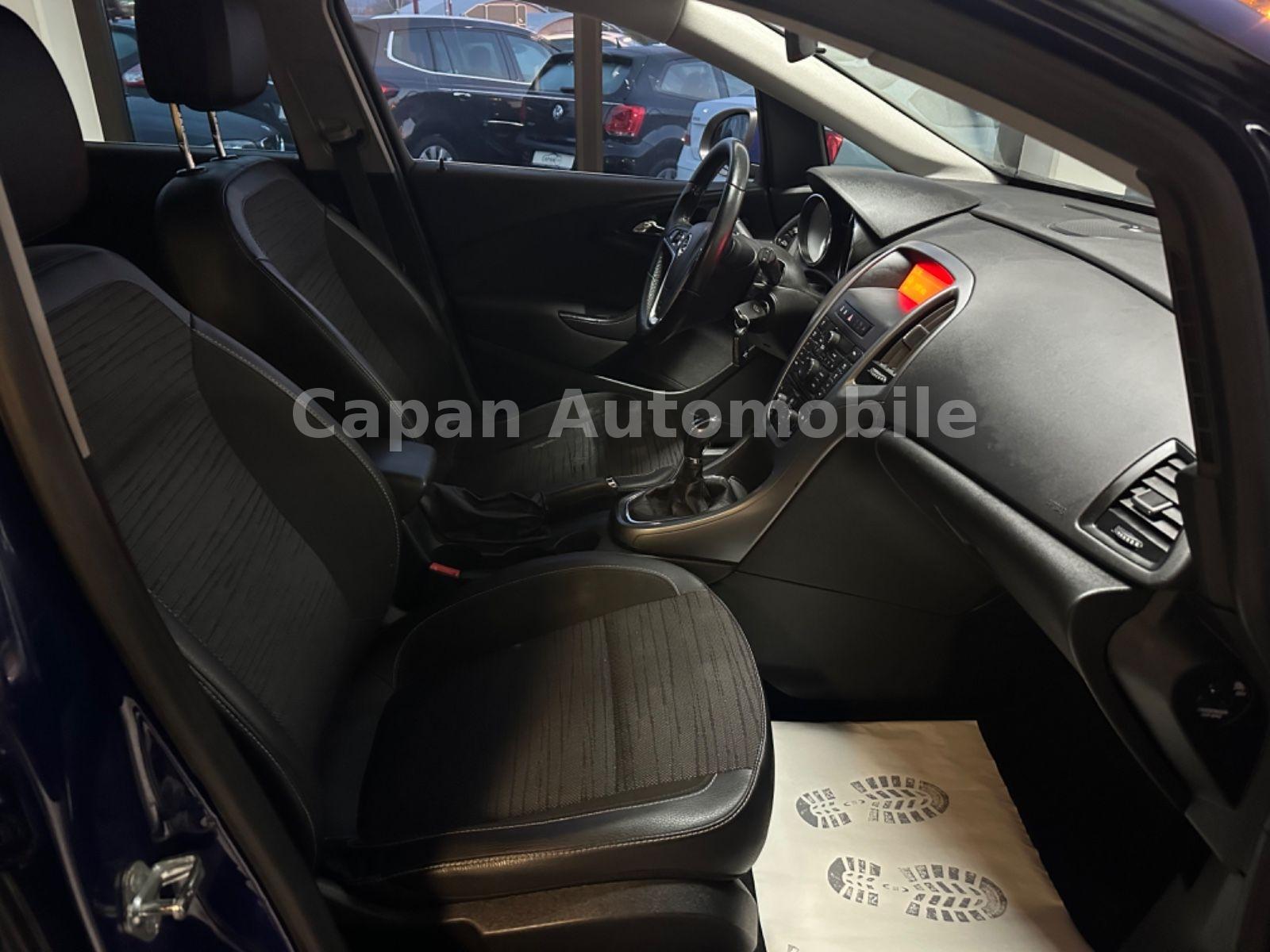 Opel Astra 2015 — photo 14