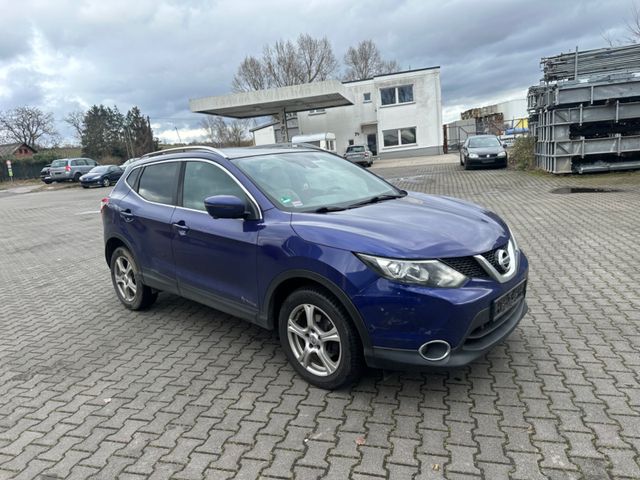 Nissan Qashqai Tekna 1,6 dCI AUTOMATIK NAVI PANO LEDER