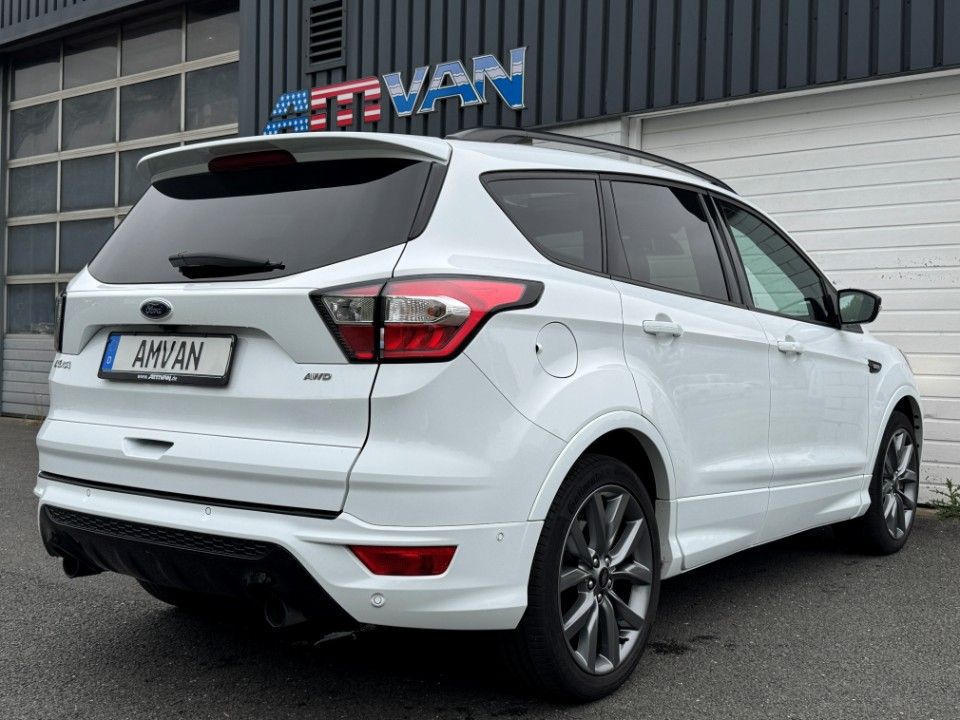 Fahrzeugabbildung Ford Kuga 2.0 ST-Line Pano Navi Teilleder 4x4