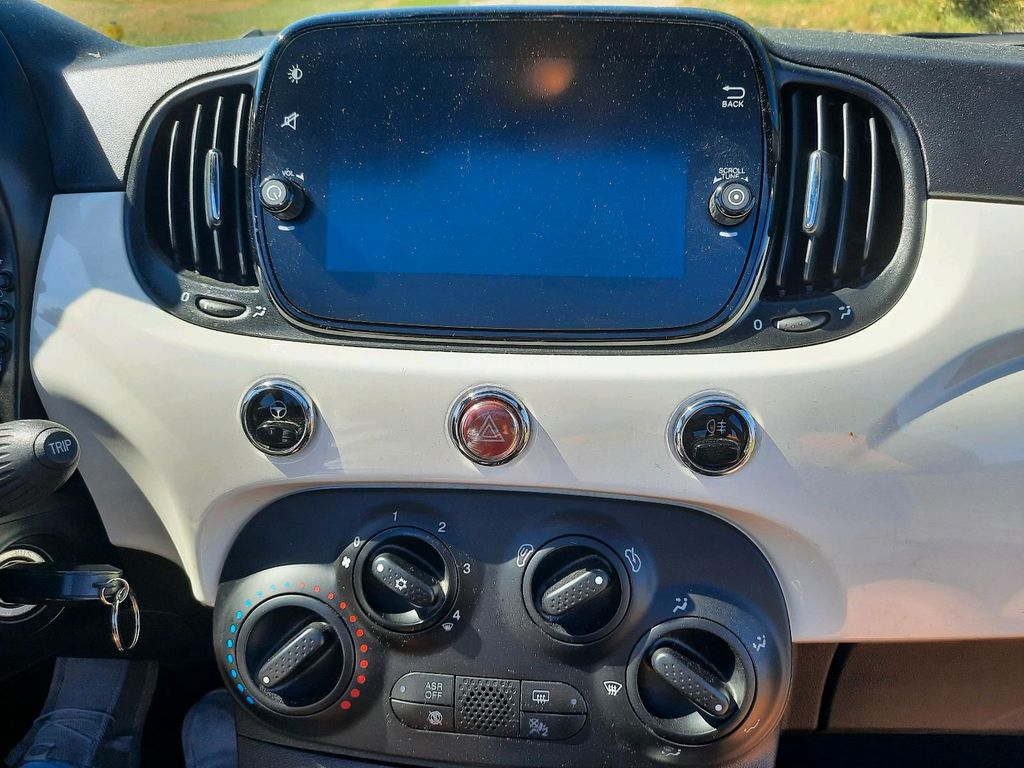 Image of Fiat 500C