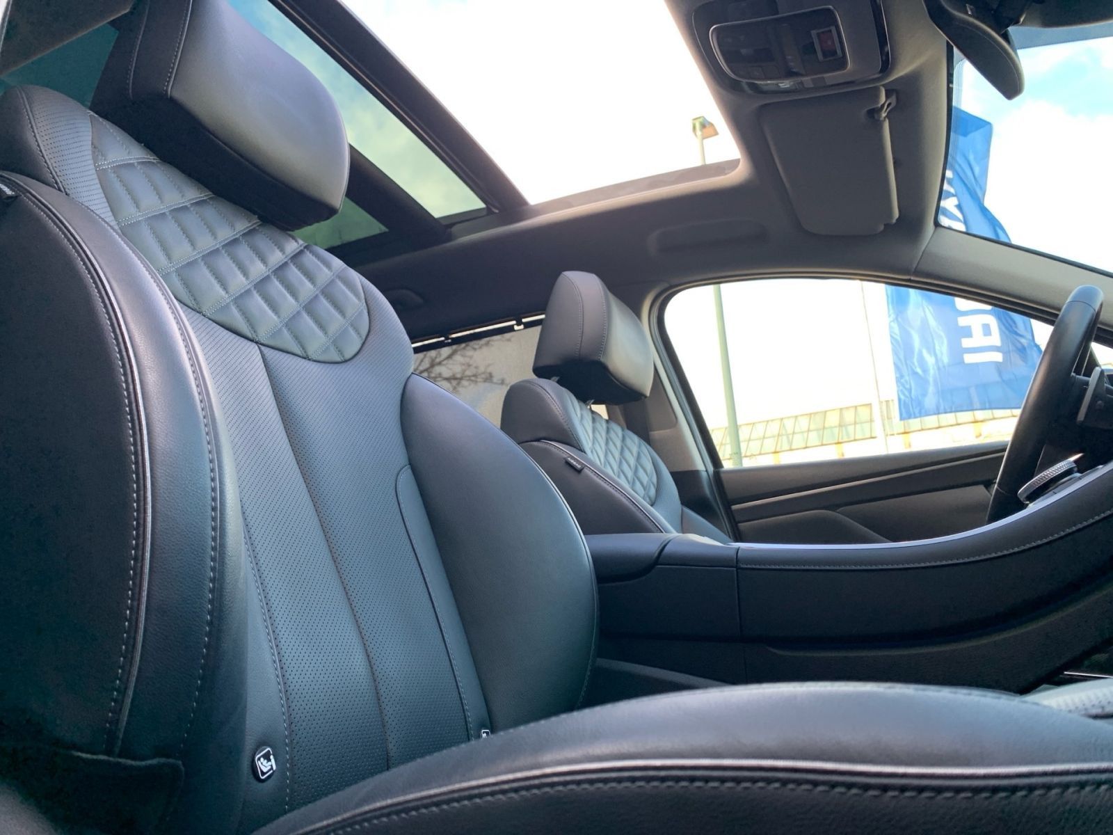 Fahrzeugabbildung Hyundai SANTA FE 1.6 T-GDI Prime Hybrid 4WD Pano Assi II