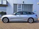 BMW 320 Touring LED NAVI ELEKTR. HECKKLAPPE ALU 18" - mit Diesel-Antrieb: Elektr Heckklappe