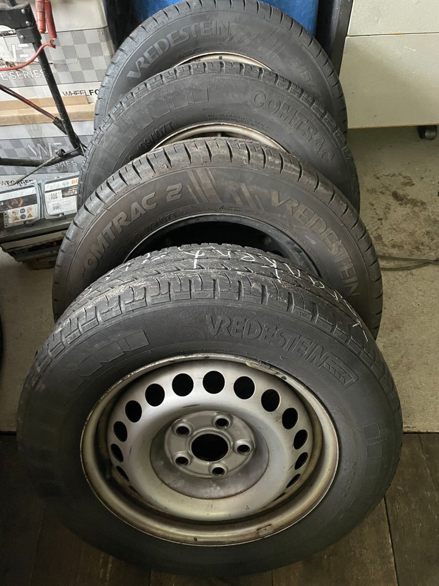 VW T5 Transporter, 2011, Diesel, 140 PS